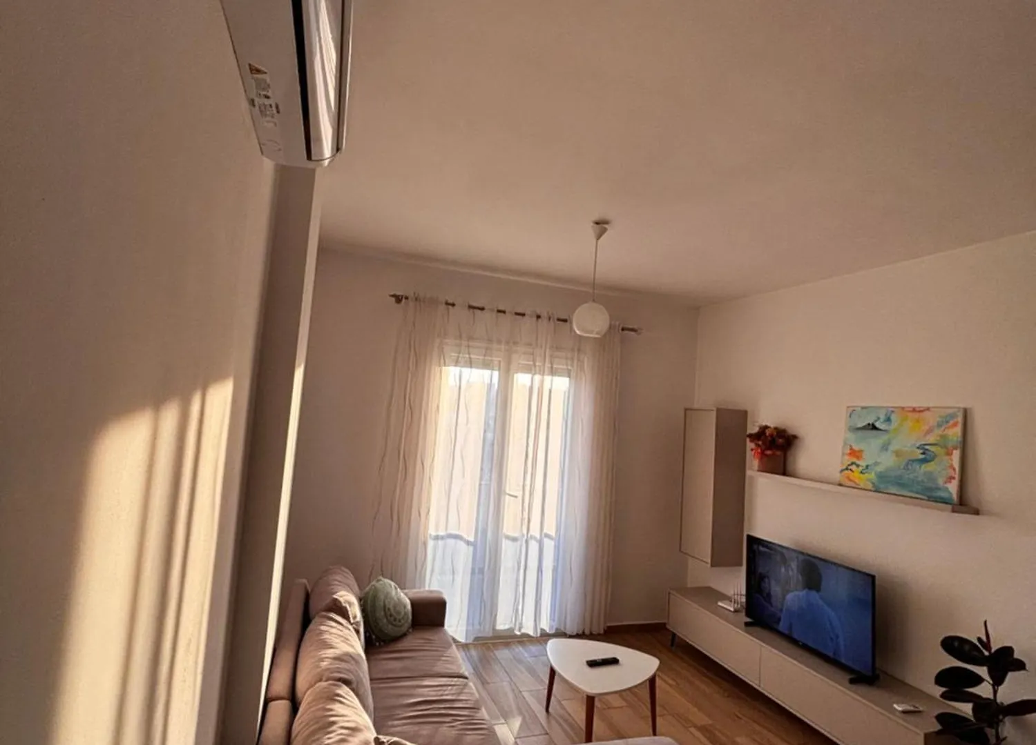 Jon\'S Apartment location